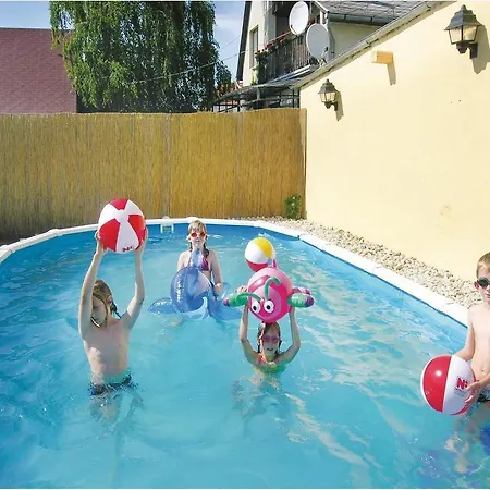 Nyaraló Holiday Vadvirag Utca-siofok-kiliti