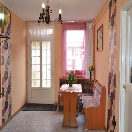 Holiday Vadvirag Utca-siofok-kiliti Nyaraló