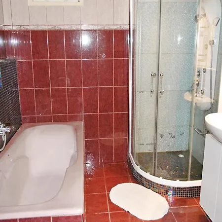 Nyaraló Holiday Vadvirag Utca-siofok-kiliti